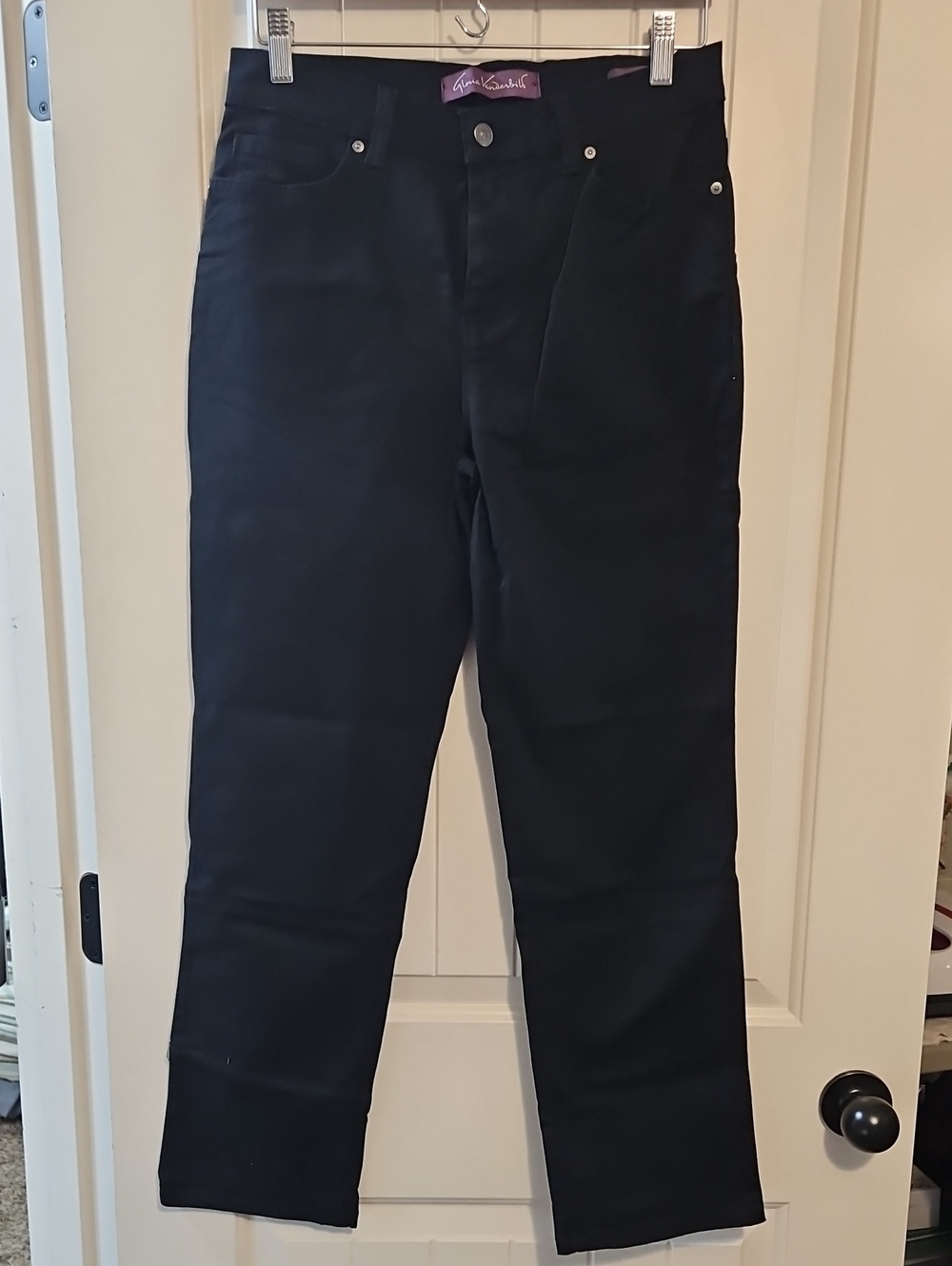 Gloria Vanderbilt Black Straight-Leg Jeans